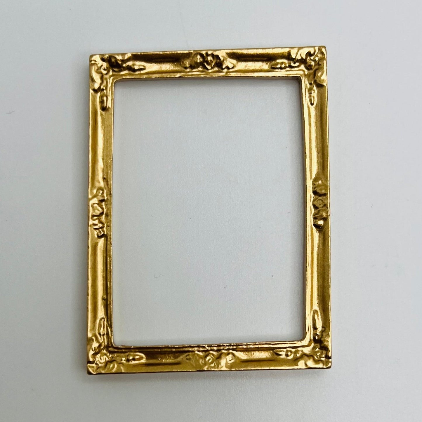 Gold Resin Picture Frame - 1/12 Scale Dollhouse or Diorama Miniature