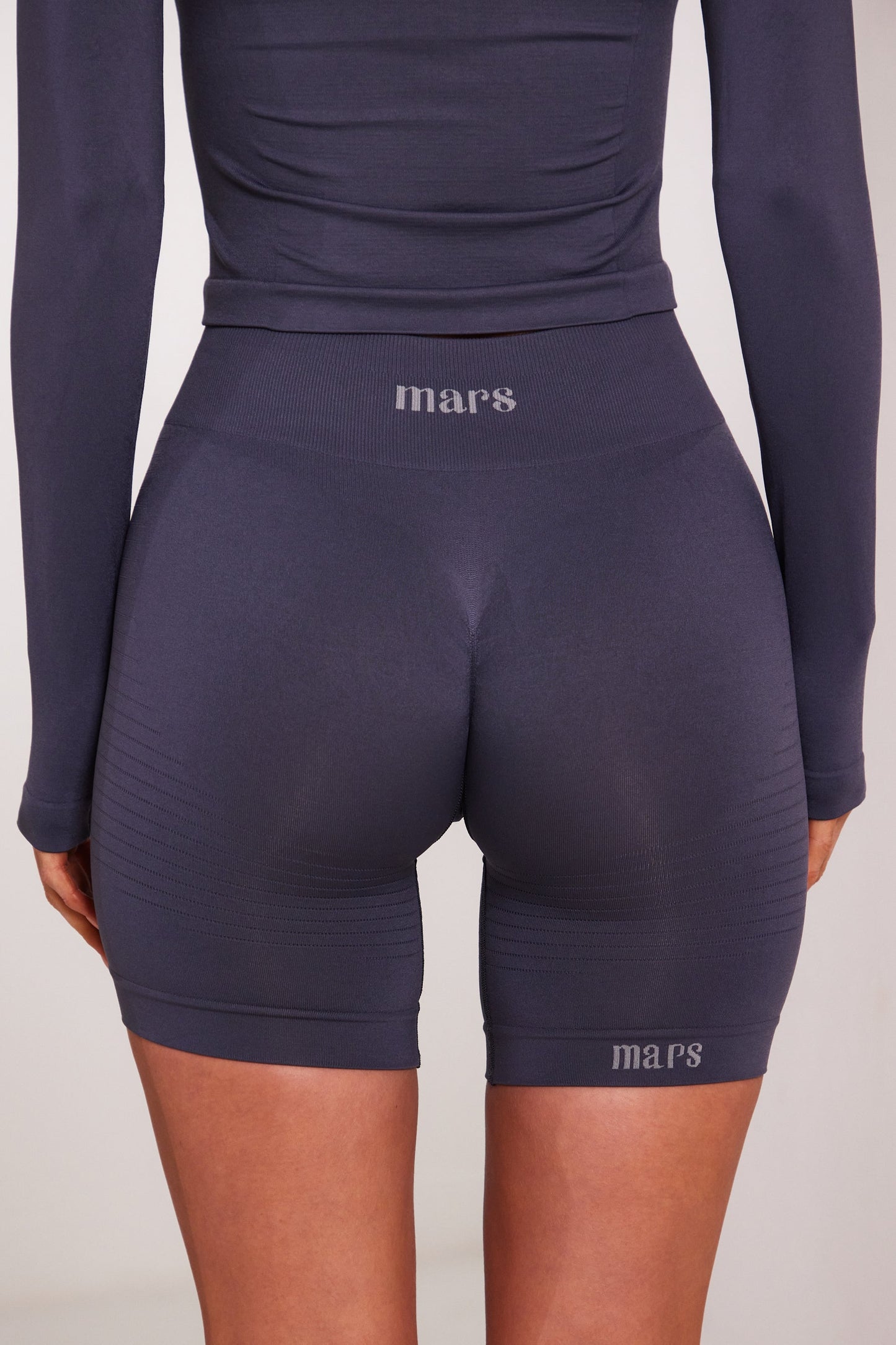 The Mars Seamless Shorts in Navy