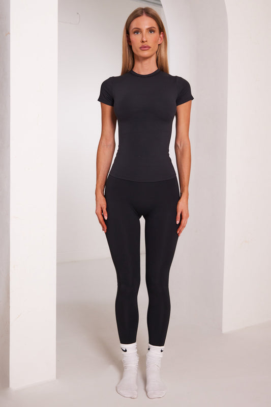 The Sculpt Leggings in Black