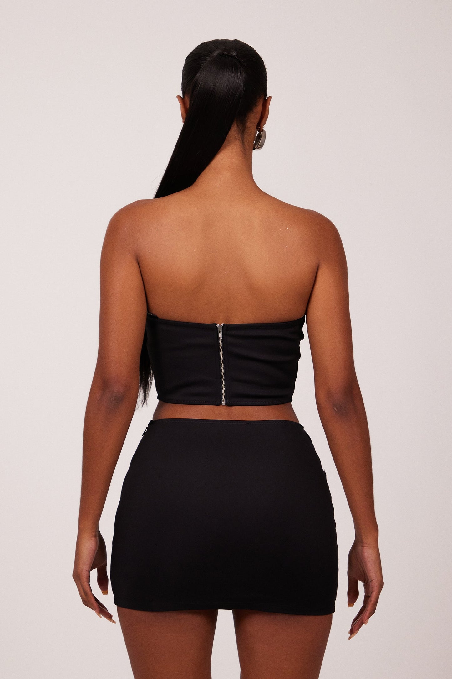 The Diamond Seam Set in Black