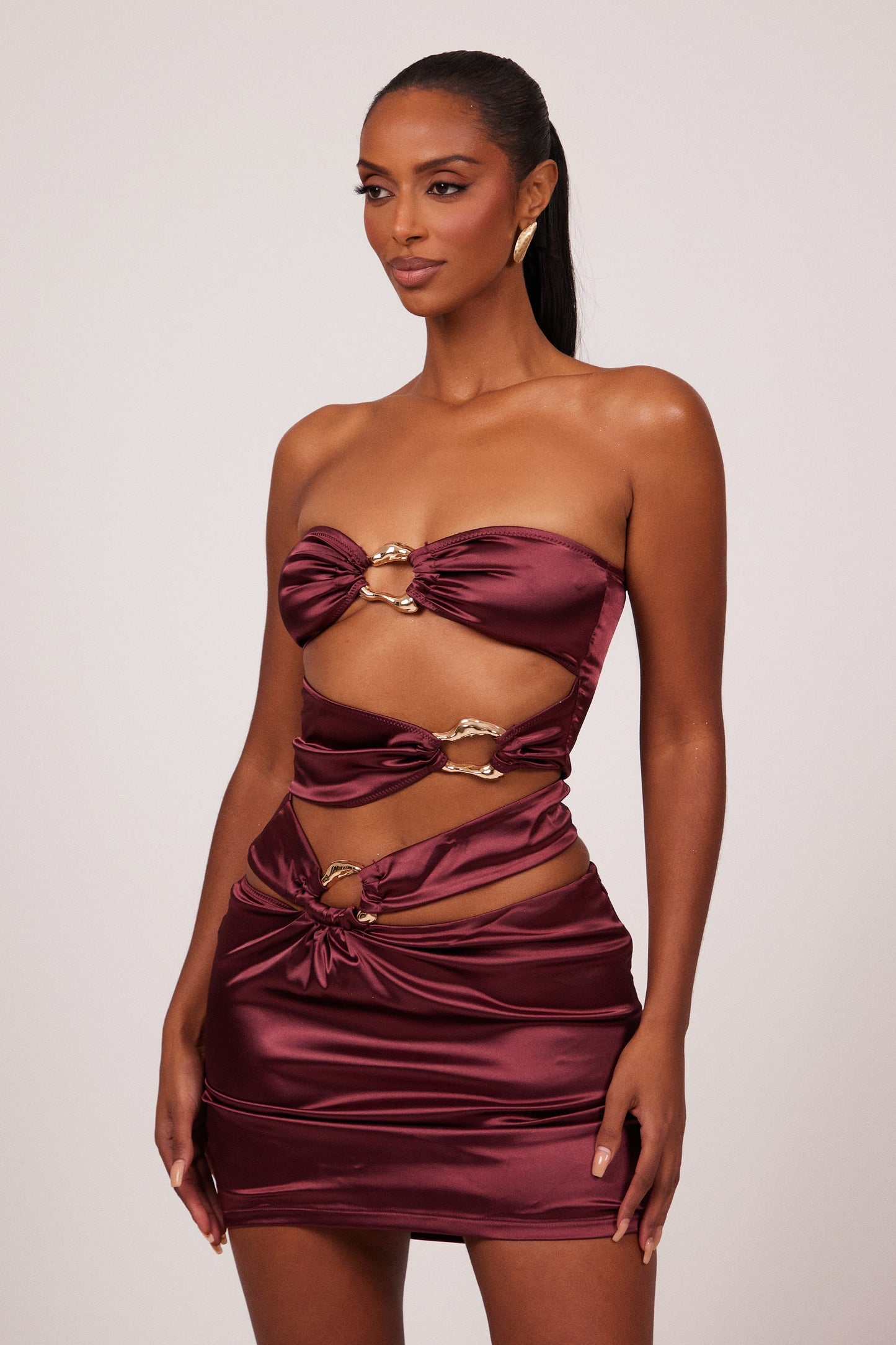 The Plated Satin bandeau mini set- Wine