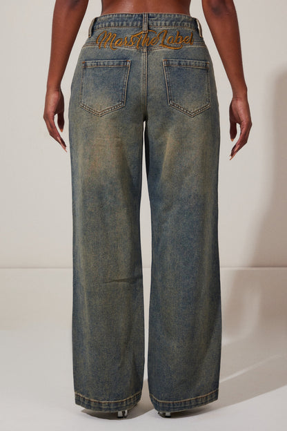 The Zoya Jeans in Dark Wash