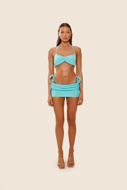 The Roja set in Aqua Blue