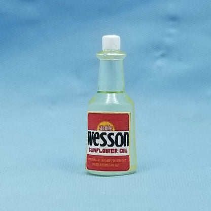 1/12 Scale Bottle of Wesson Oil - Dollhouse Miniature