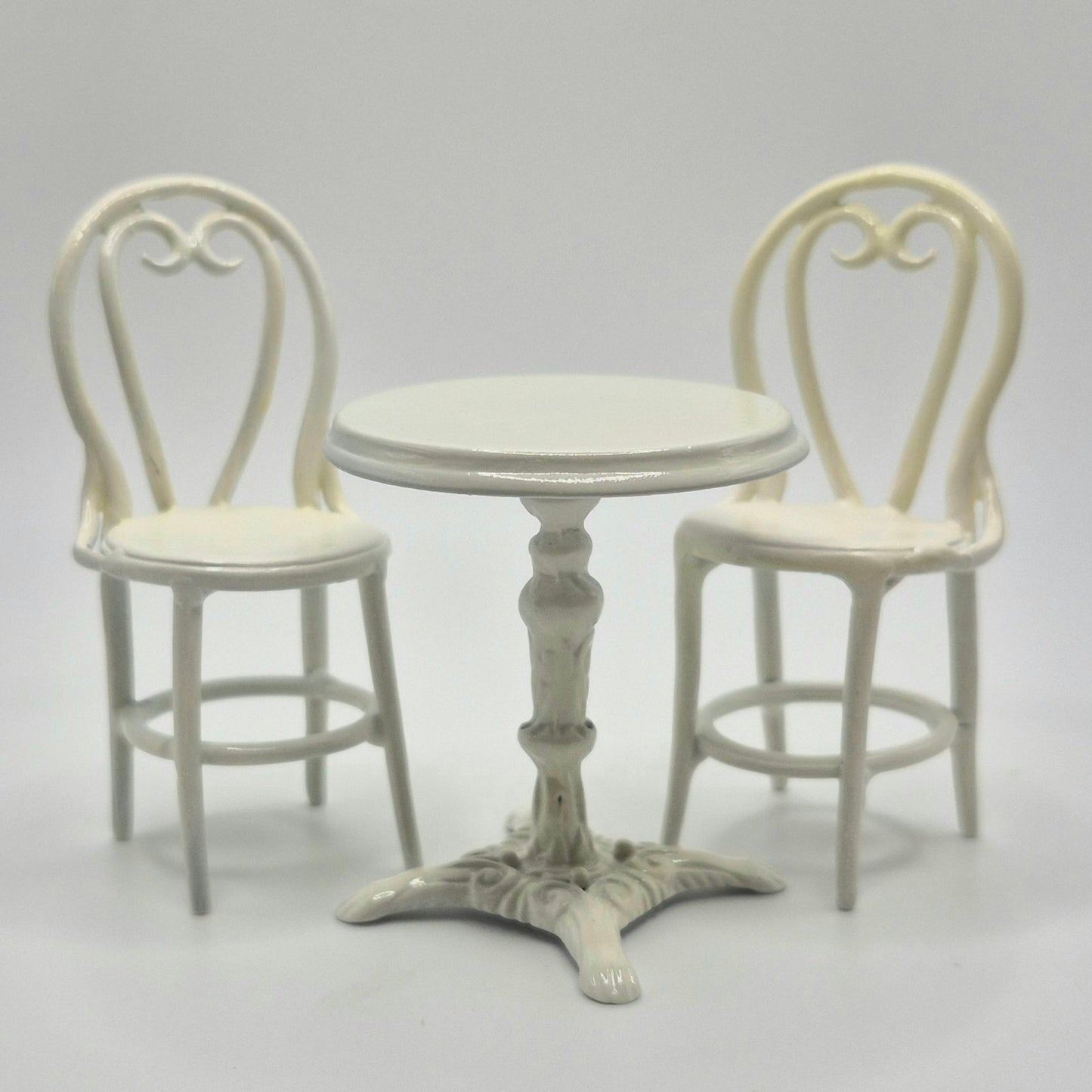 Off-White Metal Patio Set - Table & Chairs - 1/12 Scale Dollhouse Miniature
