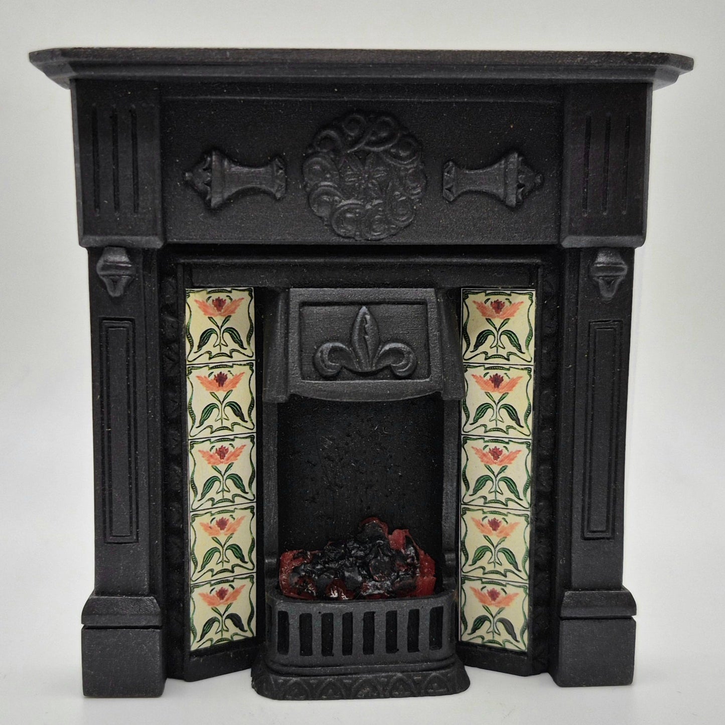 Small Coal Fireplace with Lightable Firebox - 1/12 Scale Dollhouse Miniature