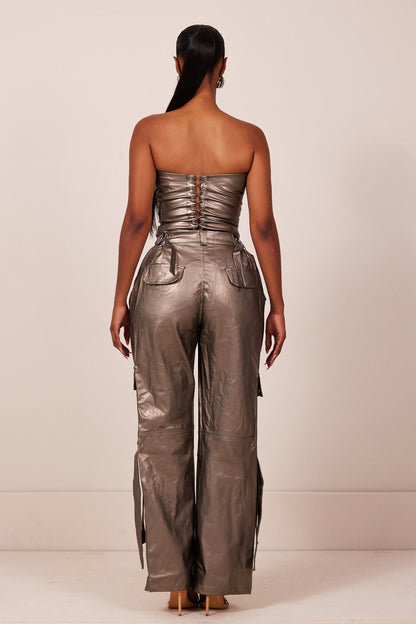 The Zeda Cargos in Bronze