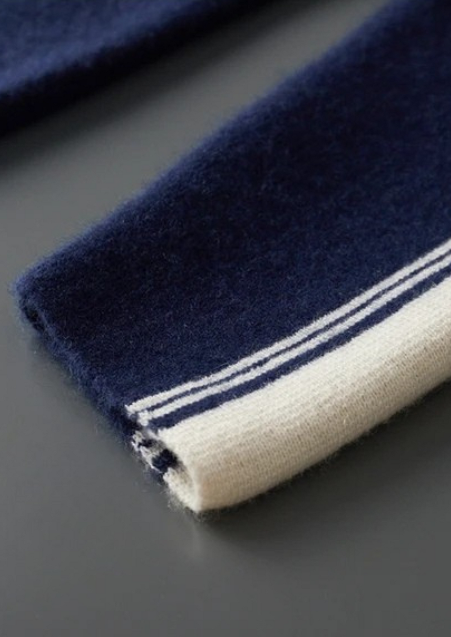100-cashmere-tracksuit