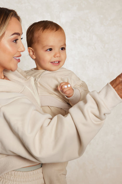 The Kids Essentials Joggers in Stone