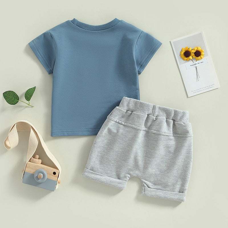 MAMA'S BOY Casual Outfit