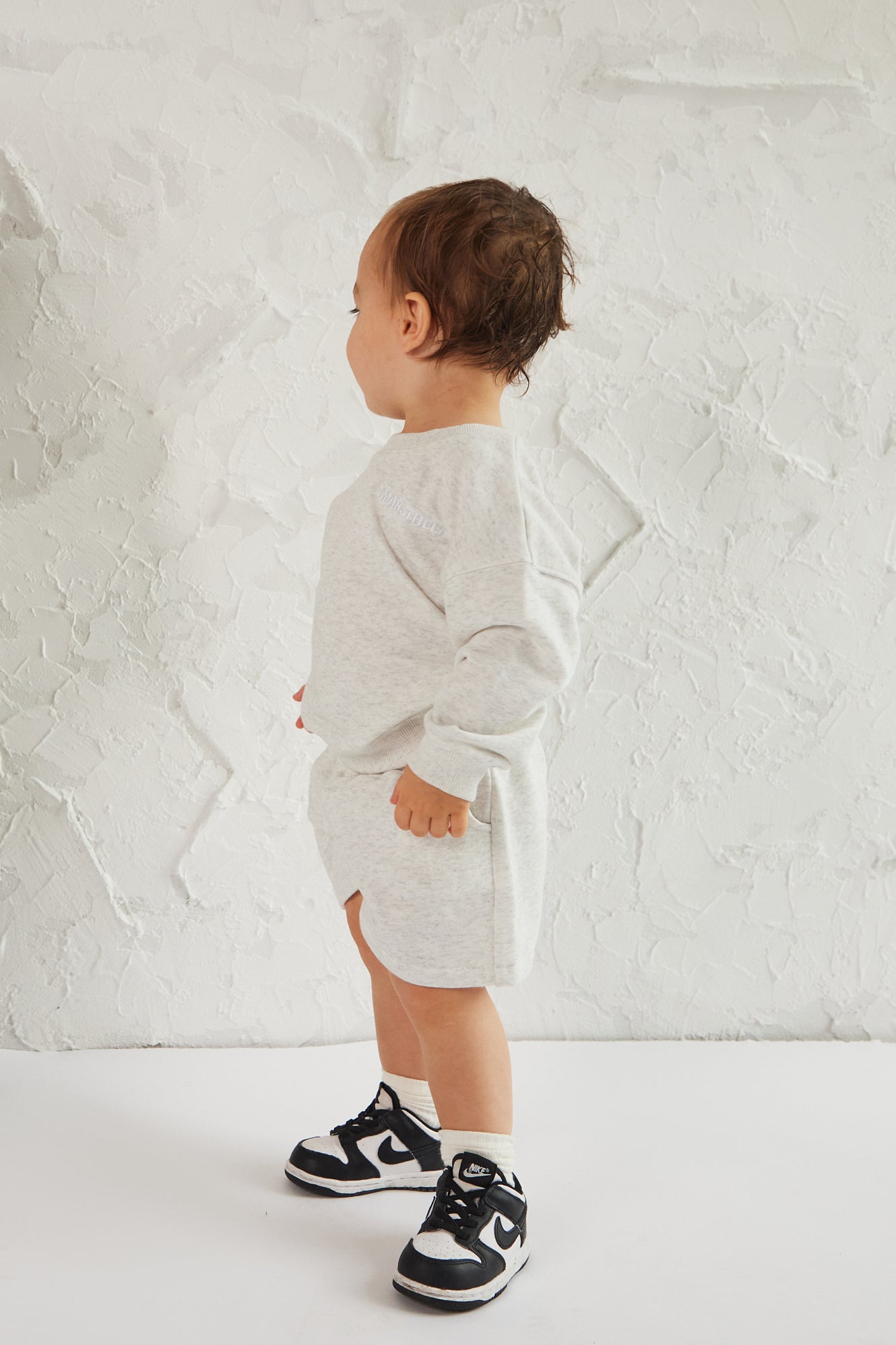 The Kids Essentials Shorts in Marl Grey