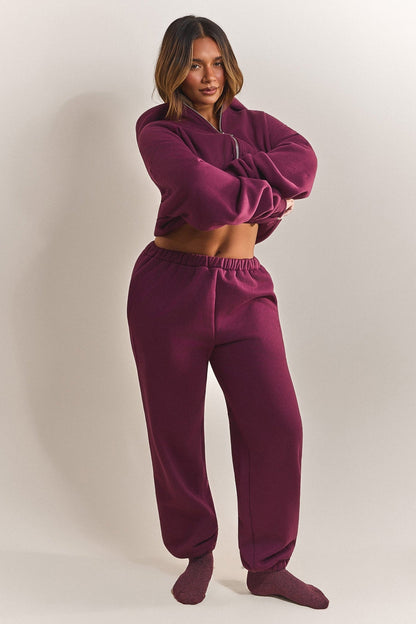 The Classics Cuffed Joggers in Plum