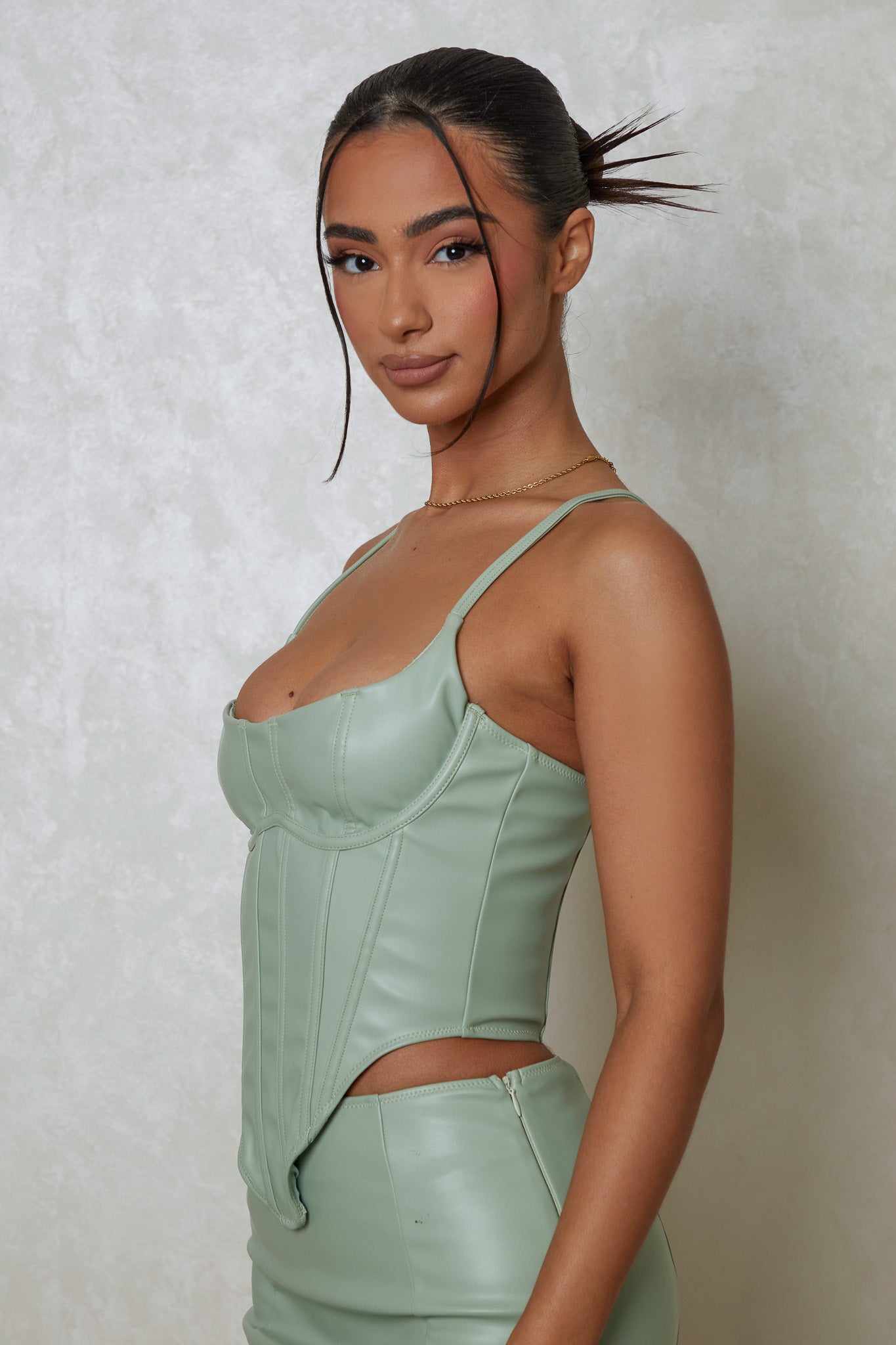 The Boss Leather Set in Sage