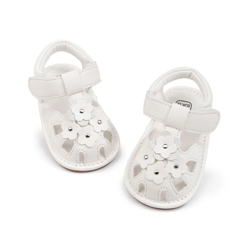WHITE FLOWERS Sandals